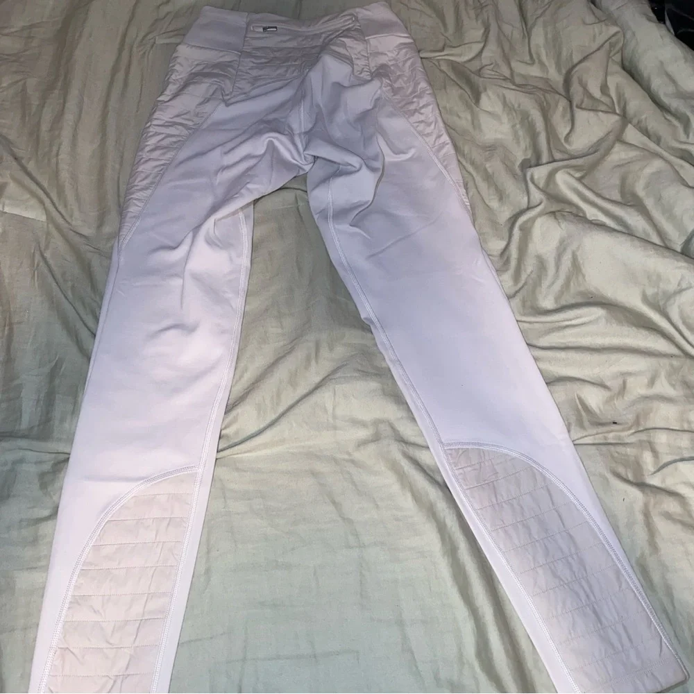 ATHLETA PEAK HYBRID FLEECE TIGHT WITH QUILTED PANELING SUPER SOFT ATHLETIC WEAR - Picture 7 of 14